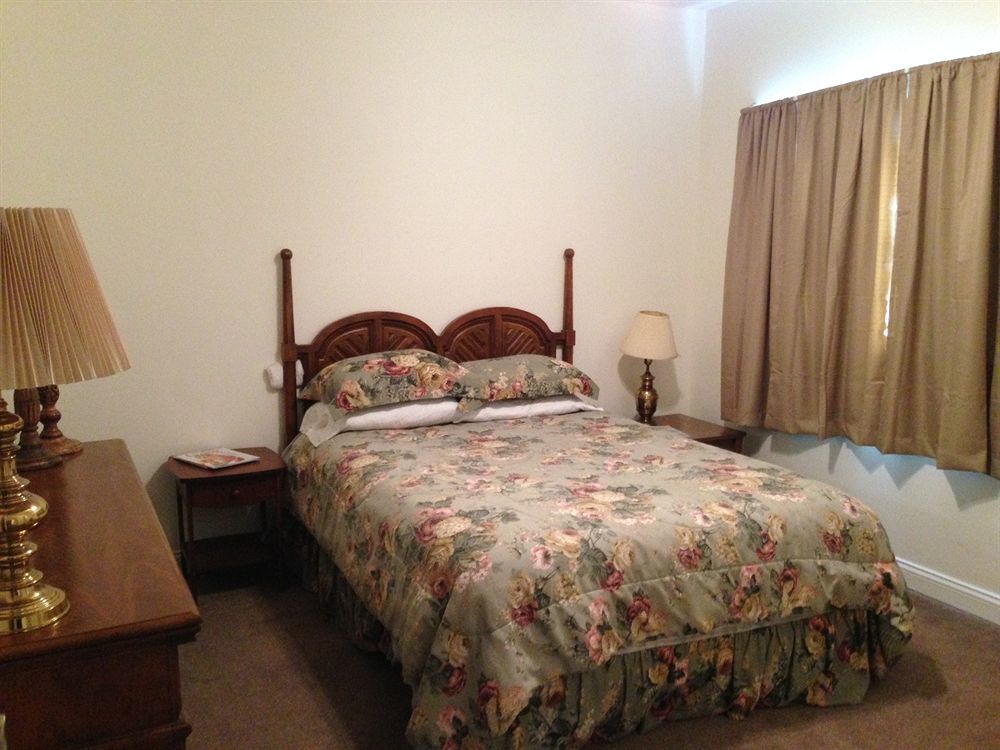 Pleasant Grove Farm Llc Hotel Lyons Екстериор снимка