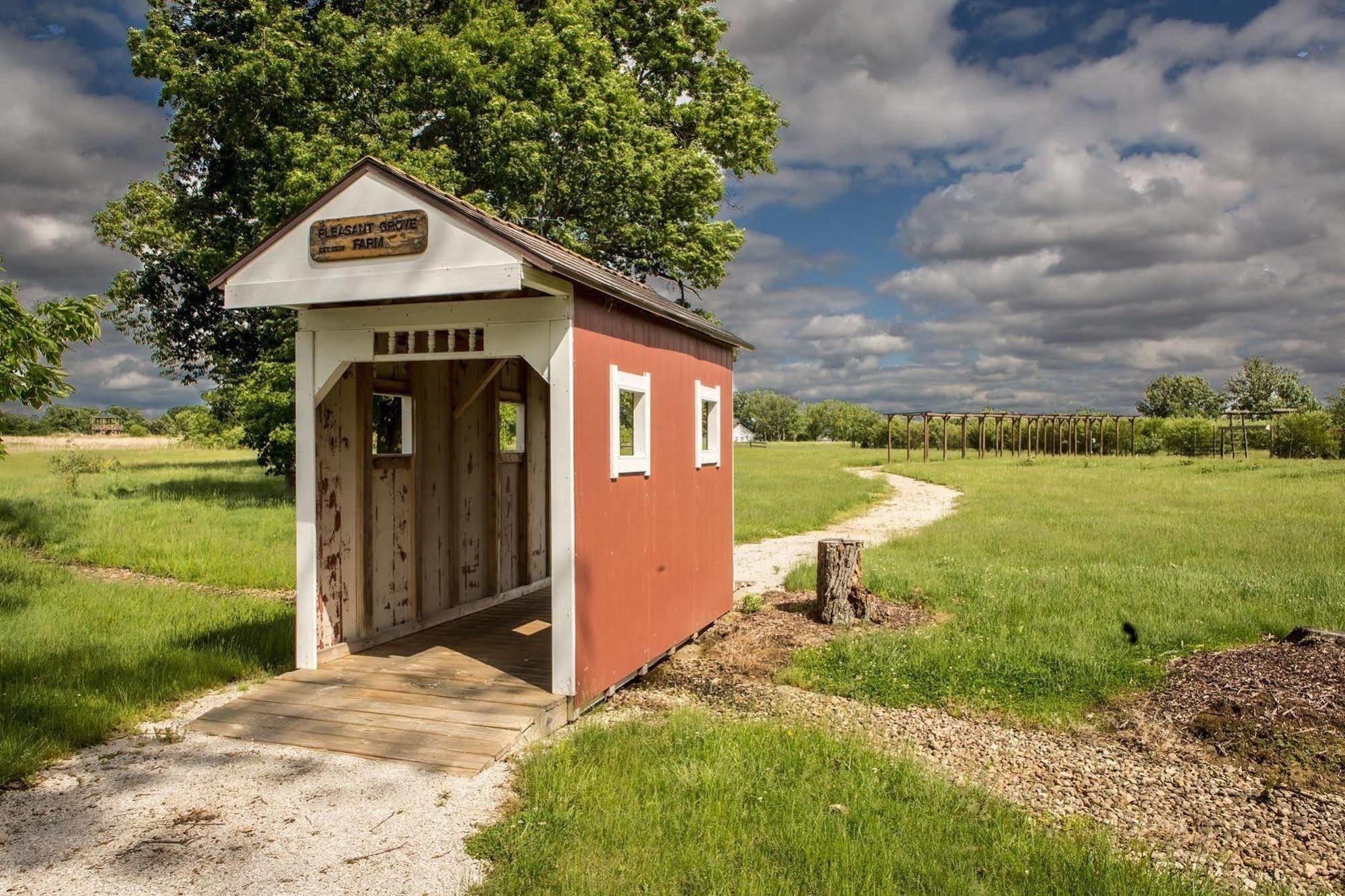 Pleasant Grove Farm Llc Hotel Lyons Екстериор снимка